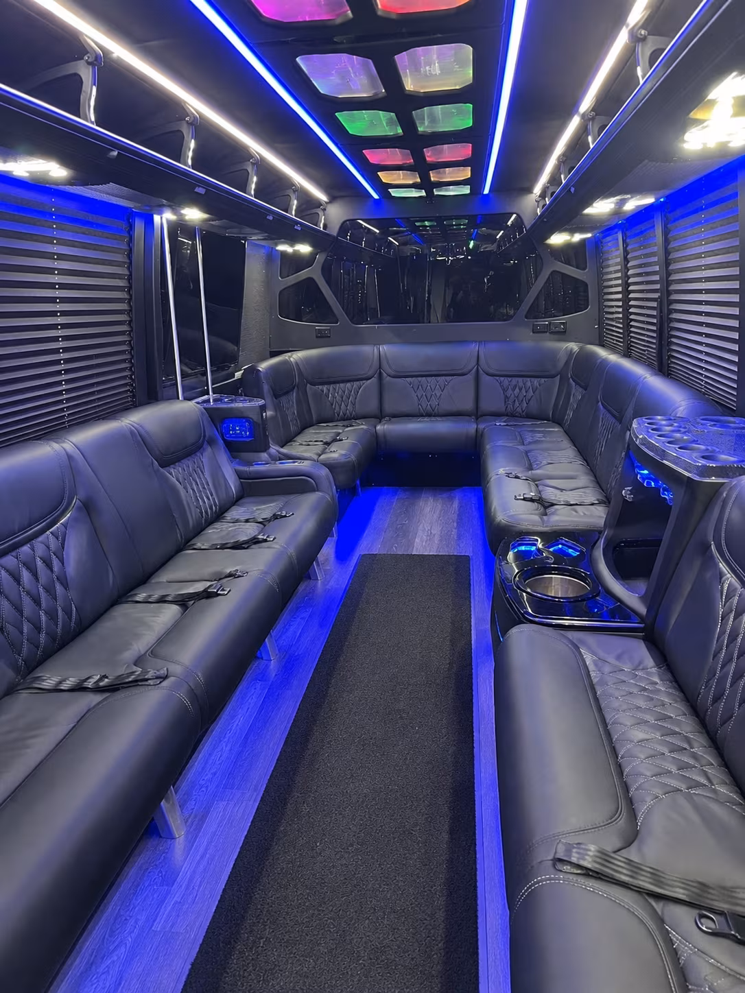 buses for corporate events and conventions at venues near lakeville
