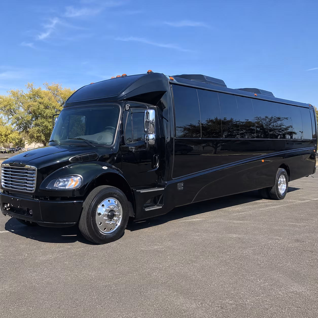 lakeville 28 passenger minibus