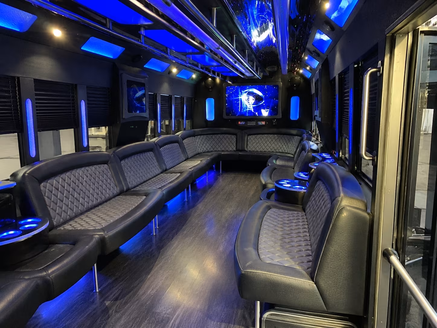 lakeville 28 passenger party bus interior
