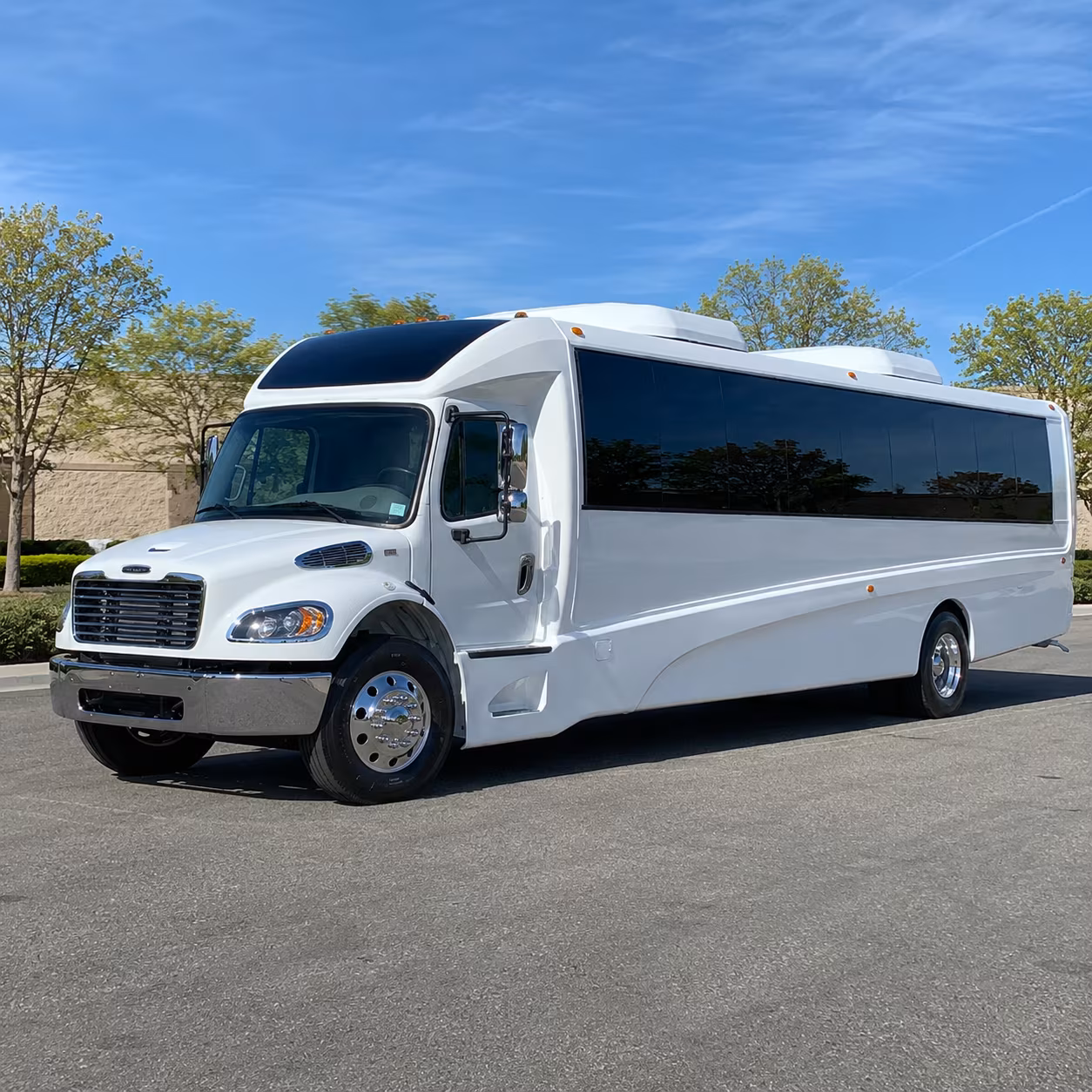 lakeville 35 passenger minibus