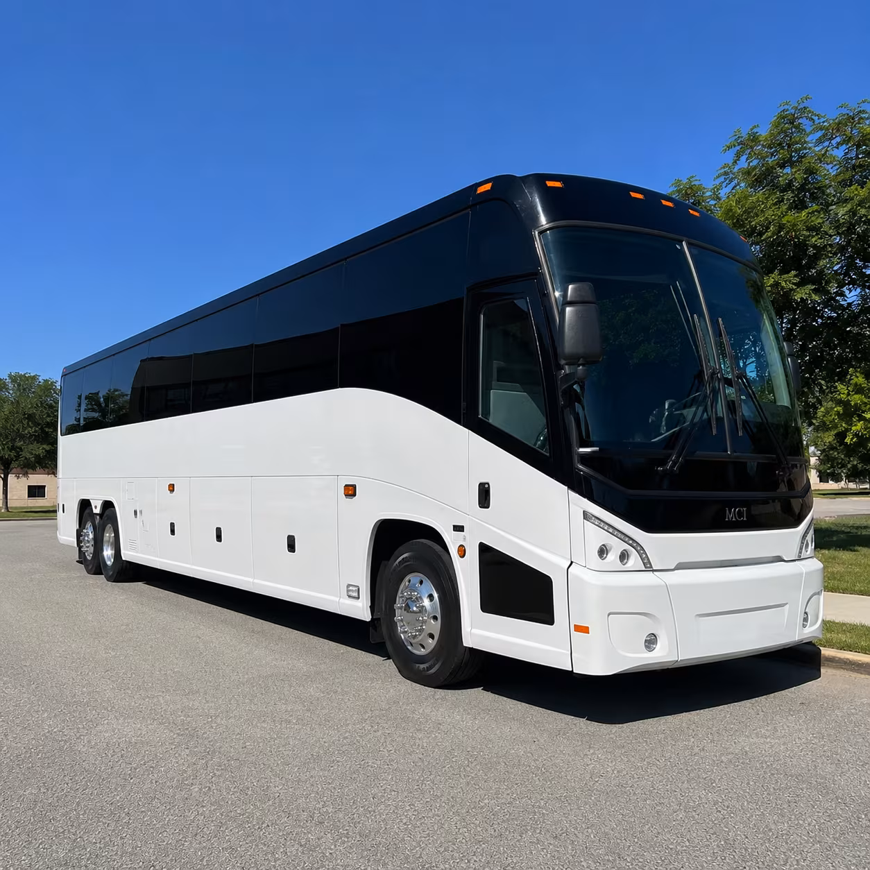 lakeville 40 passenger charter bus