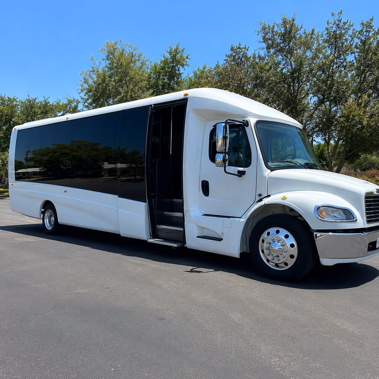 minibuses for minnesota zoo field trips out of lakeville